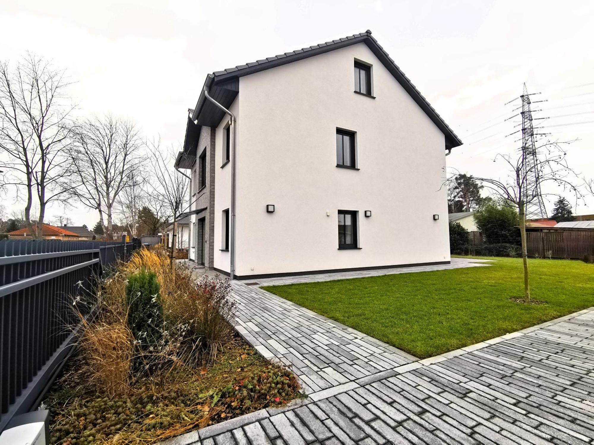 Bohnapartments Luxury Villa Berlin - 210Qm - Wintergarten - Kamin - 4 Kostenlose Parkplaetze - 6 Schlafzimmer - Neubau - Luxusausstattung Birkenwerder Exterior foto