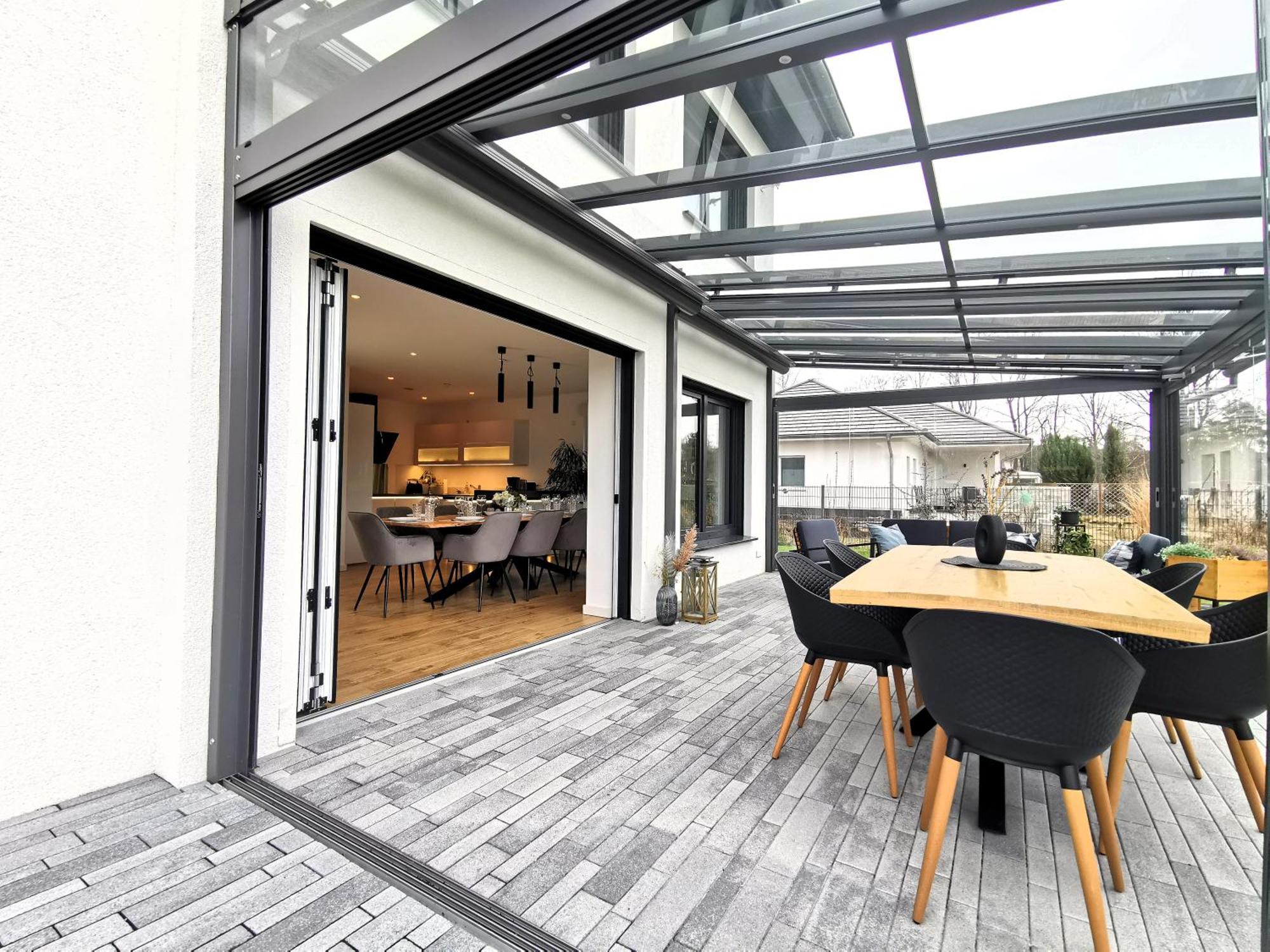 Bohnapartments Luxury Villa Berlin - 210Qm - Wintergarten - Kamin - 4 Kostenlose Parkplaetze - 6 Schlafzimmer - Neubau - Luxusausstattung Birkenwerder Exterior foto